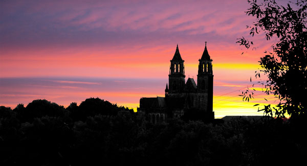 Magdeburg im Sonnenuntergang